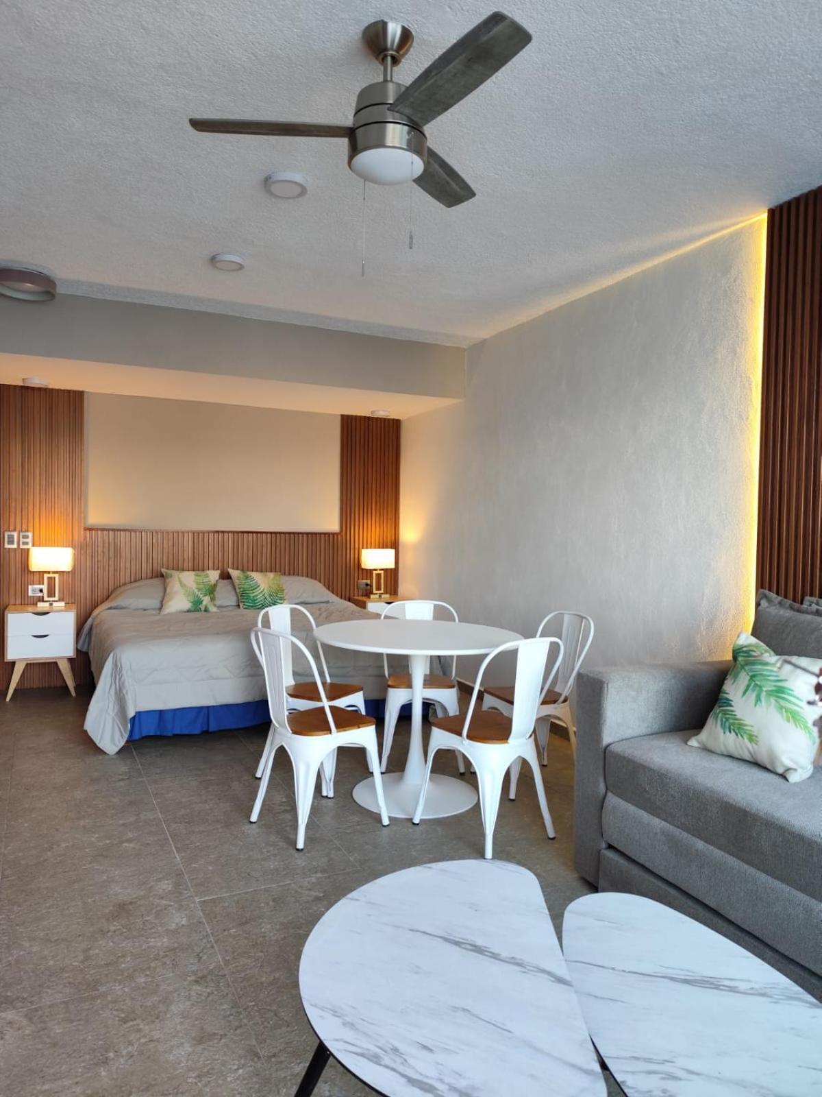 Playasol Las Hadas Manzanillo Exterior photo