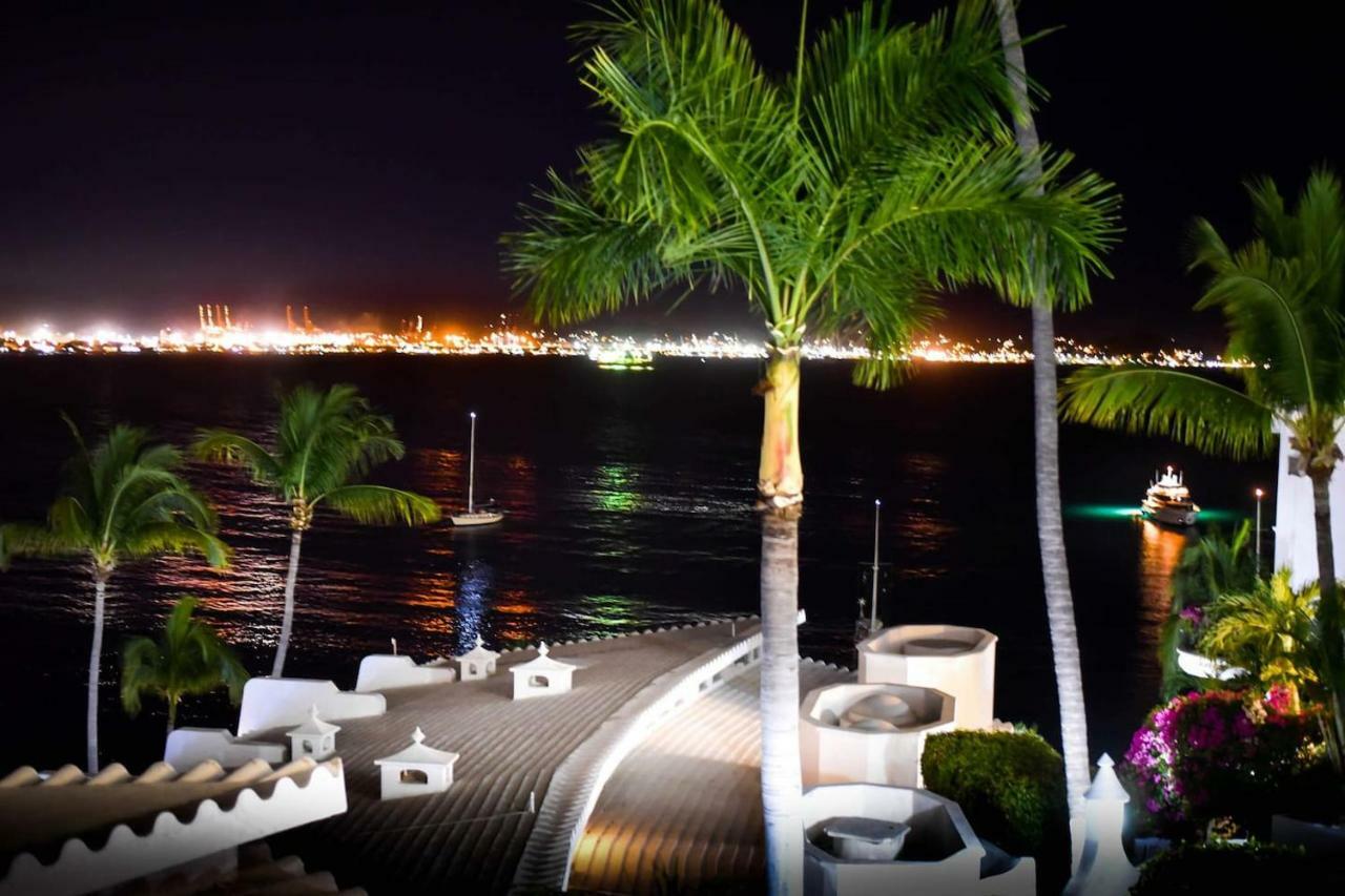 Playasol Las Hadas Manzanillo Exterior photo